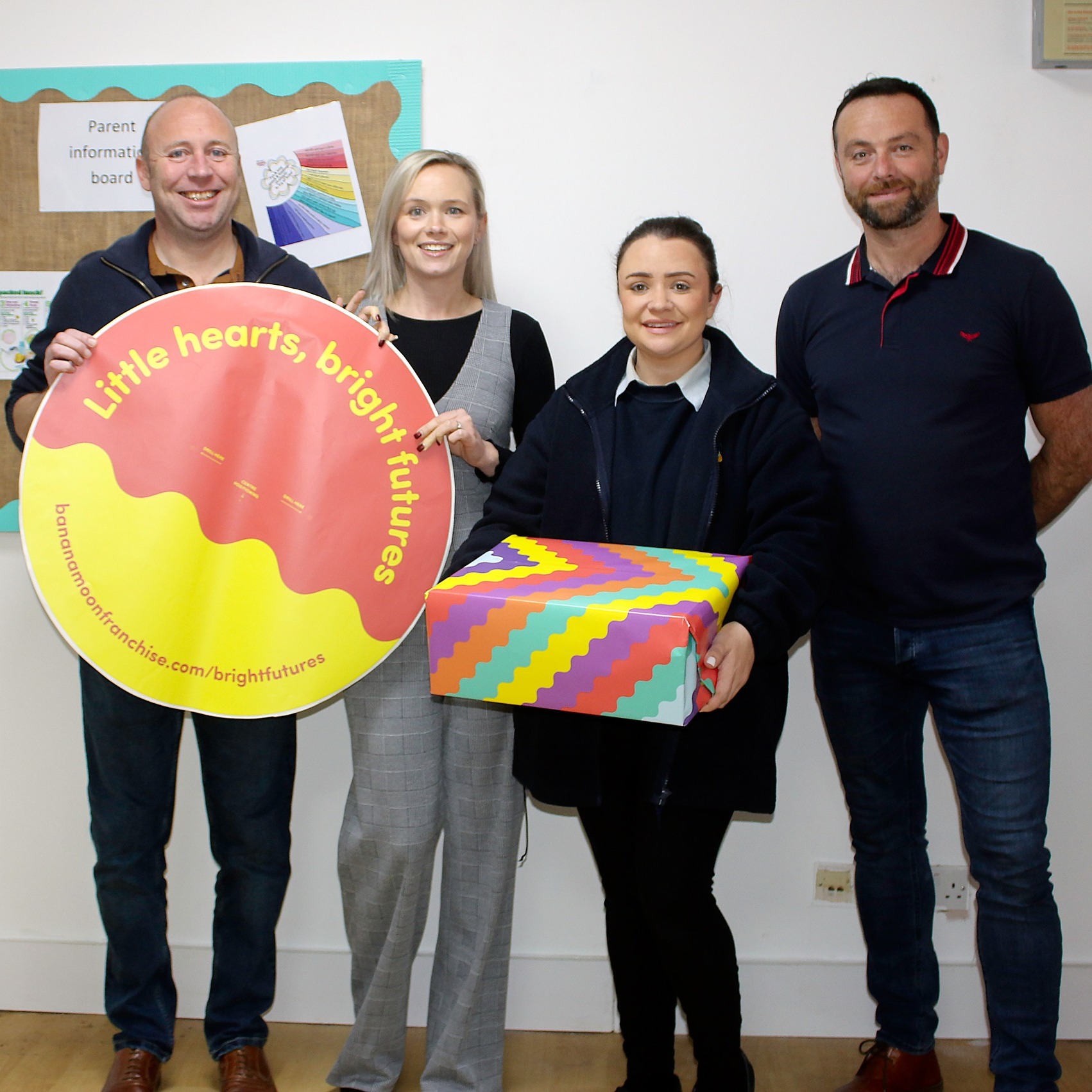 Little Hearts, Bright future